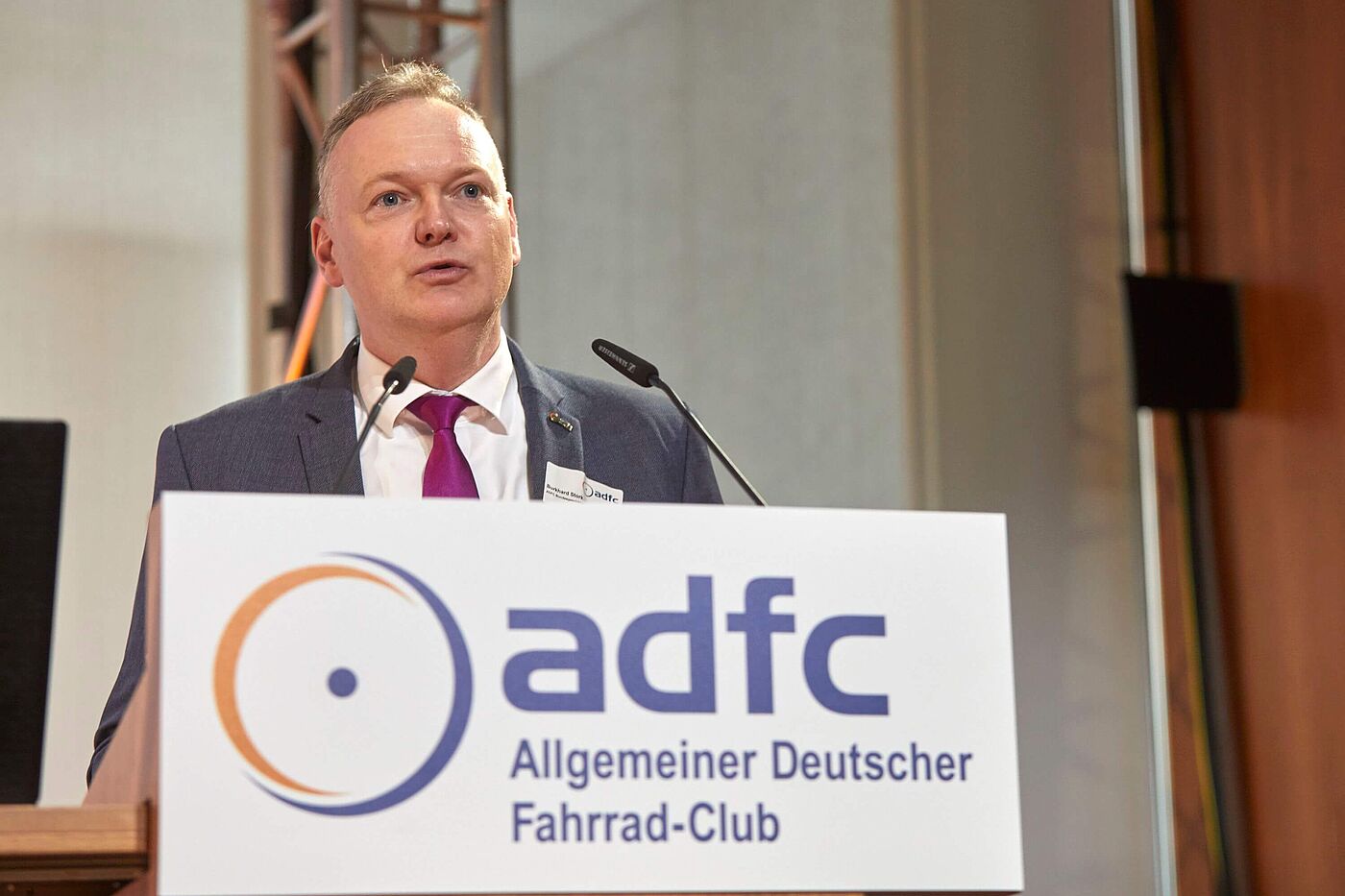 ADFC-Fachveranstaltung 2019 Sichere Kreuzungen Burkhard Stork ADFC-Fachveranstaltung 2019 Sichere Kreuzungen Burkhard Stork